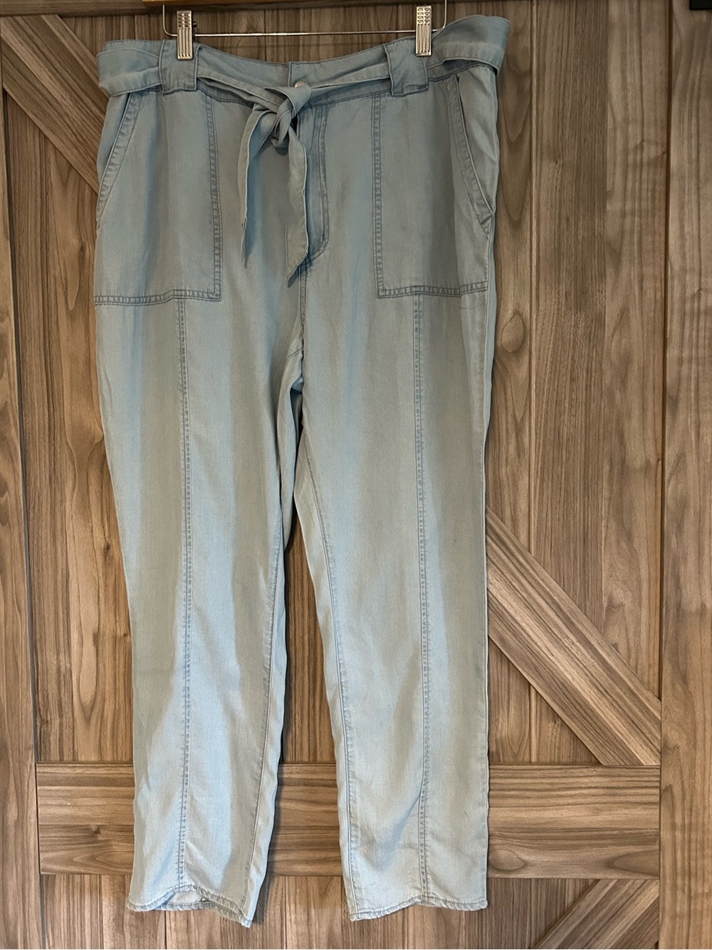 Calvin Klein Light Tencel Chambray Paperbag Waist High Rise Crop Pants large